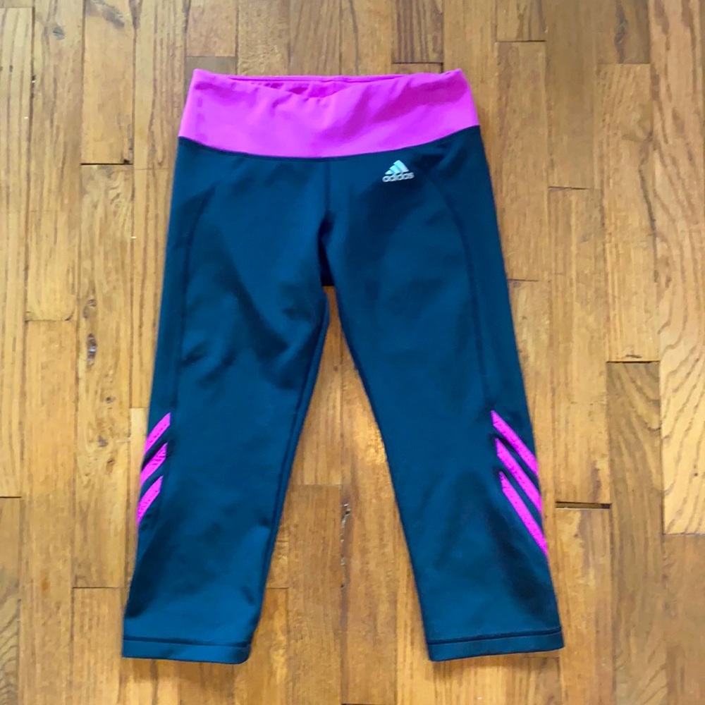 EUC!! Adidas Capris Black and Purple exercise workout pants. 17” inseam